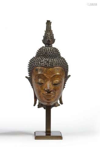 THAILANDE, Ayutthaya - XVIIe siècle Tête de bouddha en bronz...