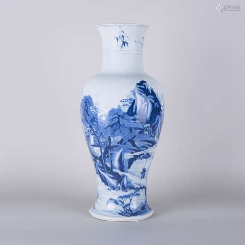 A BLUE & WHITE BALUSTER VASE, QING DYNASTY, GUANYIN PERIOD