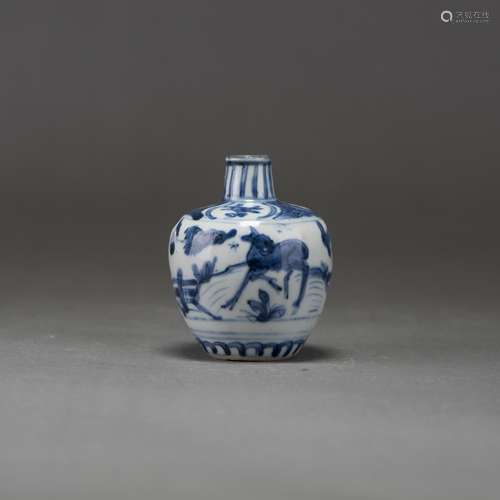 A CHINESE BLUE AND WHITE 'MYTHICAL BEAST' VASE