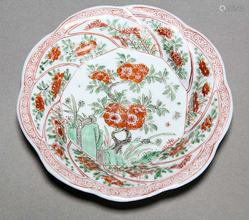 A WUCAI 'PEONY' DISH