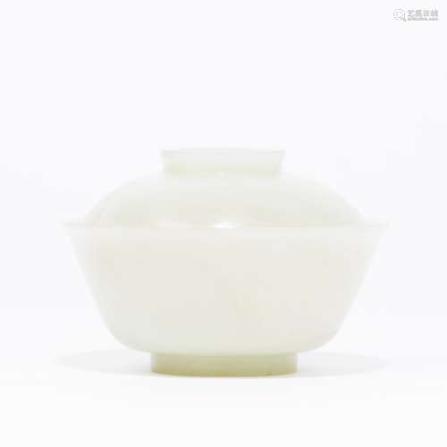 A WHITE JADE BOWL AND COVER