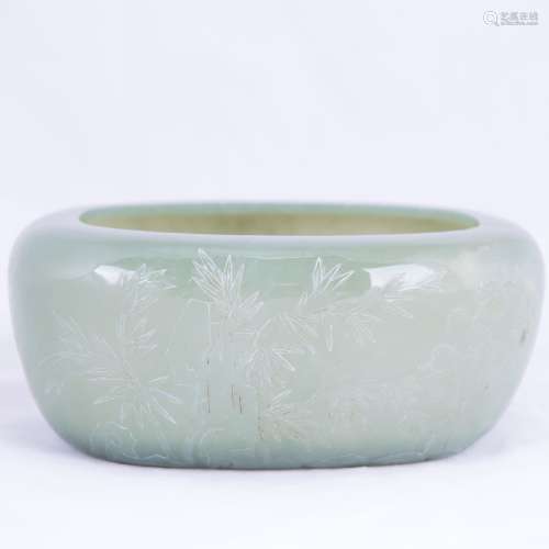 A PALE CELADON JADE WASHER, QING DYNASTY