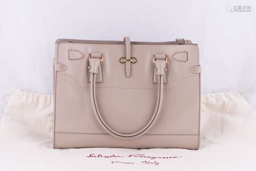 SALVATORE FERRAGAMO TOTE BAG NEW BATIK MACARON SAFFIANO LEAT...