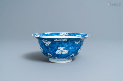 A Chinese blue and white 'prunus on cracked ice' bowl,