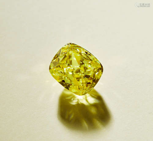 30.89ct鲜彩黄色/ VVS1净度钻石