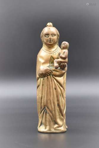 Rare petite vierge à l'enfant en bronze d'époque Gothique. H...