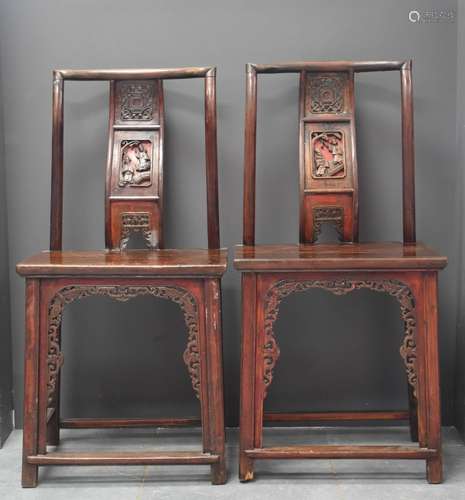 Paire de chaises en bois sculpté et polychromé, Chine XIX èm...