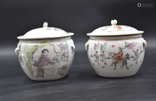 Lot de 2 pots couverts en porcelaine de Chine XIX ème siècle...