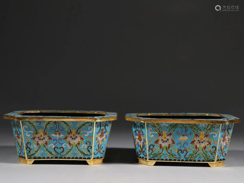 A PAIR OF CLOISONNE ENAMELED FLORAL FLOWER POTS