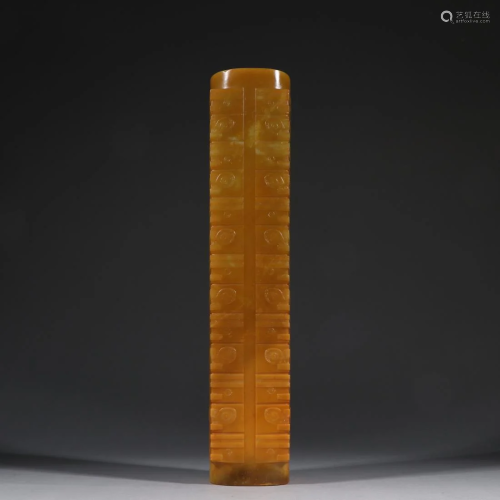 AN ARCHAIC YELLOW JADE CARVING CONG VASE