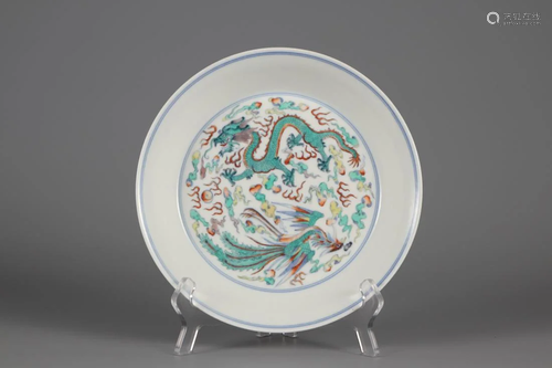 A DOUCAI 'DRAGON & PHOENIX' PORCELAIN PLATE