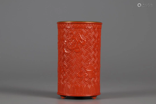 AN IMITATION RED LACQUER GLAZED BRUSH POT