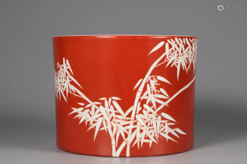 A RED AND WHITE GLAZED 'BAMBOO' BRUSH POT