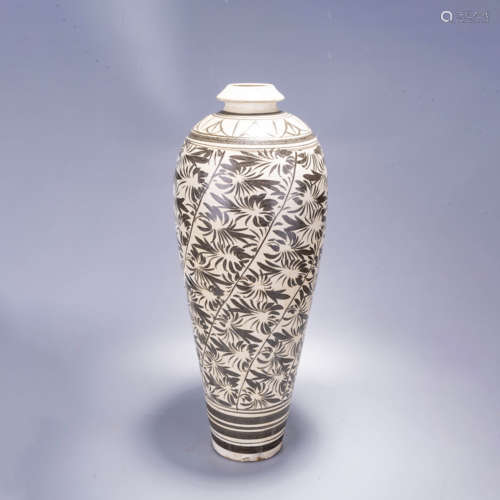 A cizhou kiln sgraffito floral meiping vase