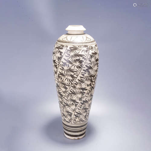 A cizhou kiln sgraffito floral meiping vase