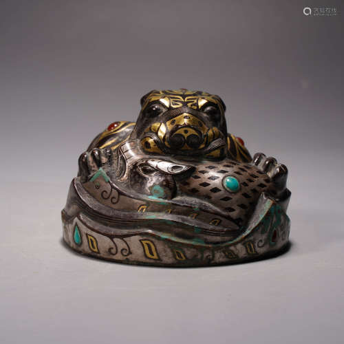 A gems inlaid bronze tiger Paper weight