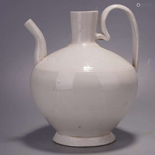 A ding ware white glaze ewer