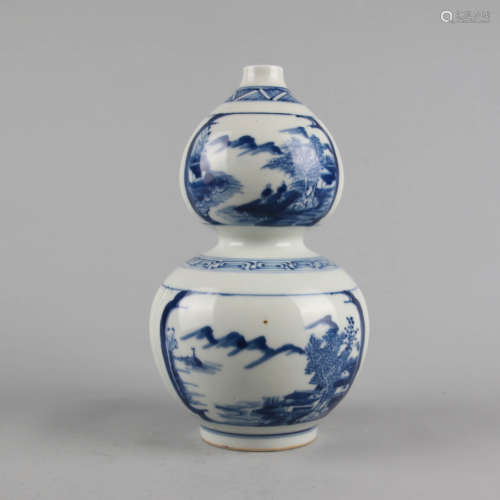 A blue and white figure and landscape double-gourd-shaped va...