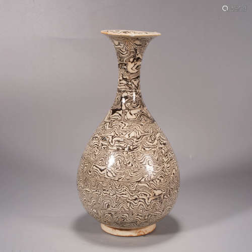 A dangyang kiln wood-grained pear-shaped vase