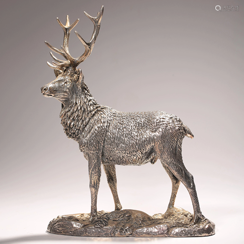 EUROPEAN STYLE SILVER DEER ORNAMENTS