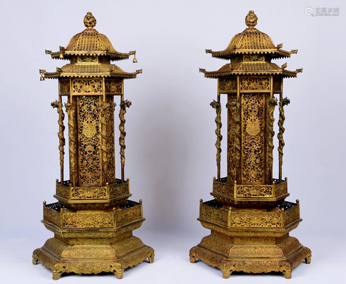 Large Intricated Pair Of Gilt Bronze Incense Vessels