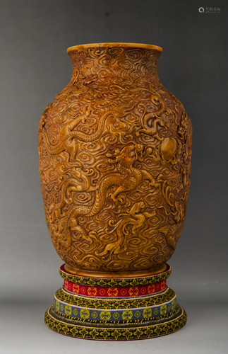 FINELY CARVED TIANHUANG SOAPSTONE DRAGON VESSEL,