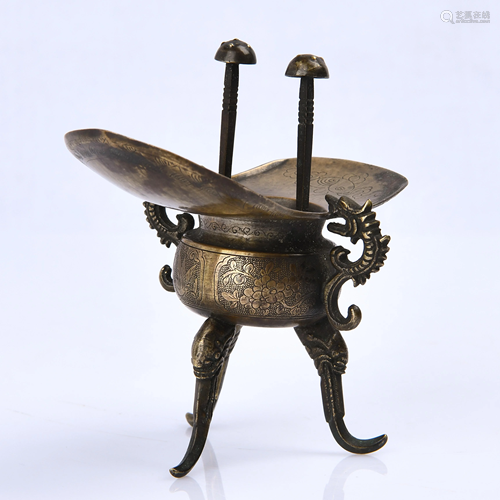 BRONZE DOUBLE-EARED THREE-LEGGED GRAND CUP