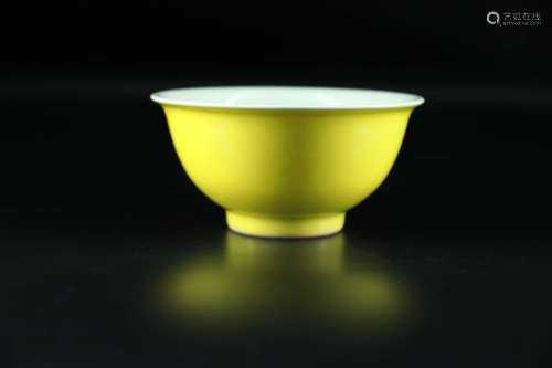 清 黄釉碗