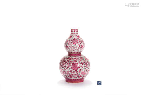 A Rouge-Red-Glaze Interlocking Lotus Double-Gourd-Shaped Vas...