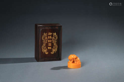 A Carved Tianhuang Stone Beast Handle Seal