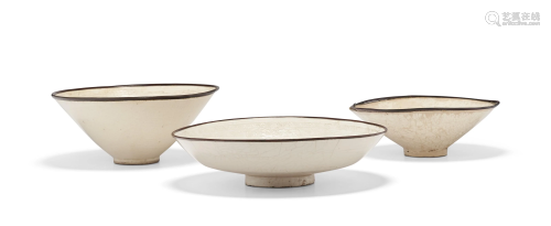 THREE DING-TYPE MOLDED BOWLS
