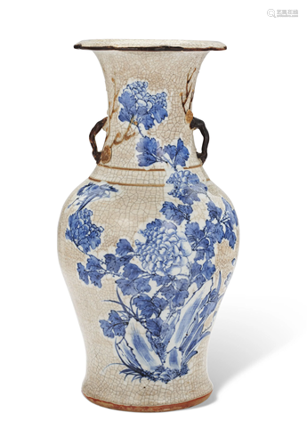 A BLUE AND WHITE BALUSTER VASE