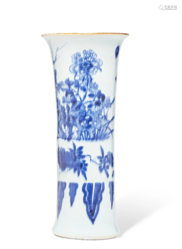 A BLUE AND WHITE GU-FORM VASE