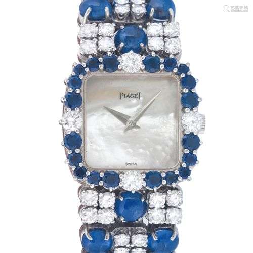 Piaget, élégante montre pour femme en diamant et saphir. Or ...