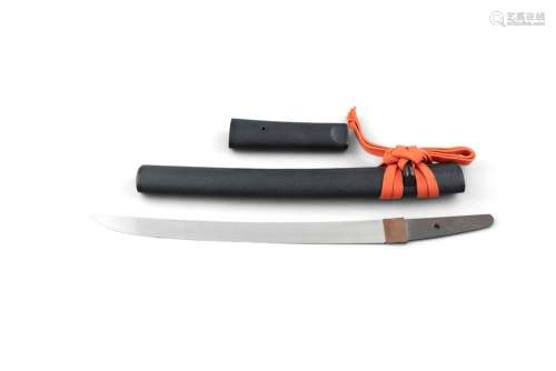 Une épée SAMURAI, POSSIBLEMENT UN KOTO WAKIZASHI, INSCRITE A...