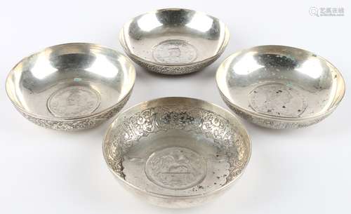 Silber 4 Münzschalen, silver bowl of coins,