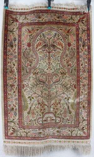 Hereke Seidenteppich, turkish silk carpet,