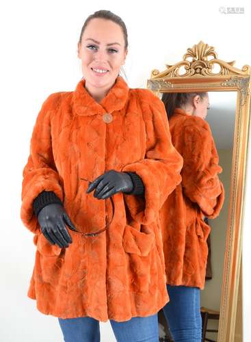 Nerzjacke Apprico farbig Gr.48, mink jacket salmon colored s...