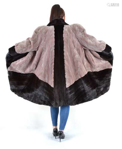 Nerzjacke lang in alt-rosa Gr. 44/46, mink jacket long in ol...