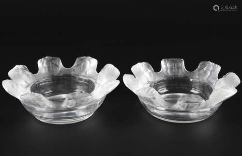 Lalique Saint Nicholas 2 Aschenbecher, french crystal two as...