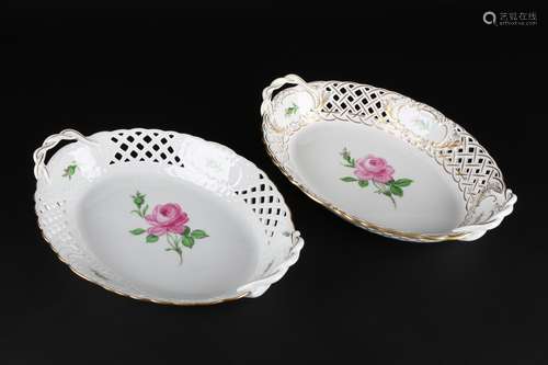 Meissen Rote Rose 2 Henkelschalen, cutwork bowls with handle...