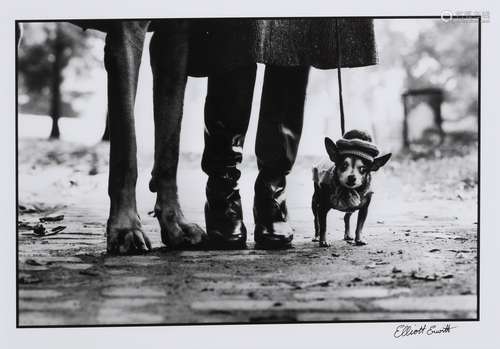 Elliott Erwitt (*1928) New York City - Felix, Gladys and Rov...