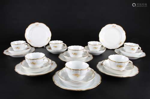 Meissen Neumarseille Goldblume 8 Kaffeegedecke, coffee Cups ...