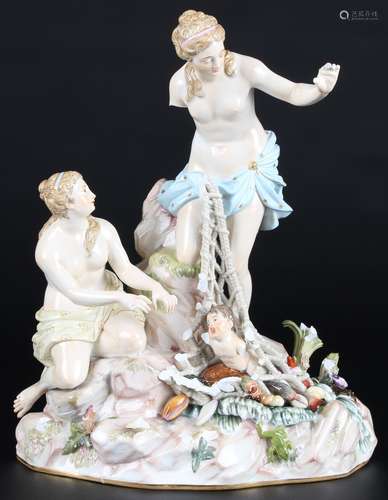 Meissen Allegorien Figurengruppe Tritonenfang, figure group ...