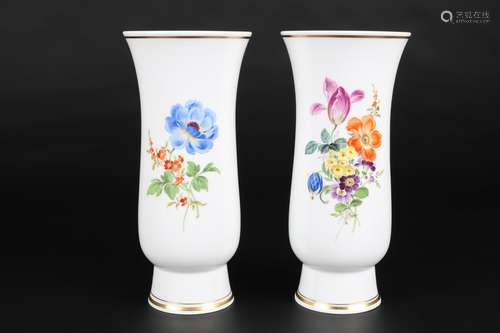 Meissen großes Vasenpaar Blumenmalerei, porcelain vases,