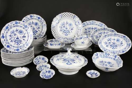 Meissen Zwiebelmuster Speiseservice, dining service,