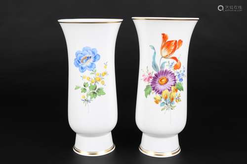 Meissen großes Vasenpaar Blumenmalerei, porcelain vases,