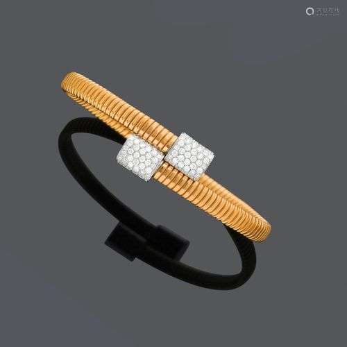 BRACELET EN OR ET DIAMANTS. Or rose et blanc 750, 16g. Brace...