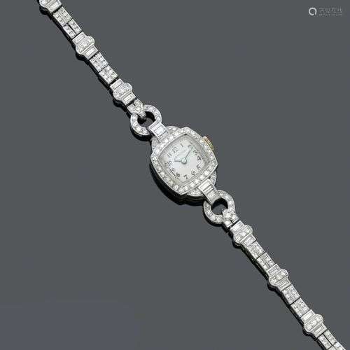 MONTRE DE FEMME EN DIAMANT, HAMILTON, vers 1930.Platine, 10%...