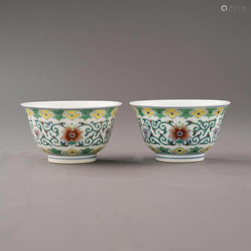 QIANLONG DOUCAI WRAPPED FLORAL CUPS